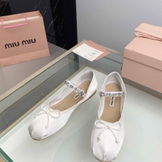 Miu Miu flat shoes